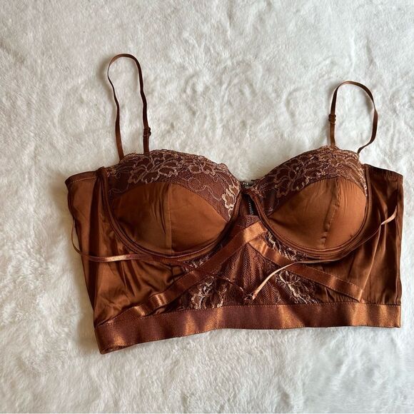 Fashion Nova Copper Corset Top Women’s Size Medium - Picture 3 of 13